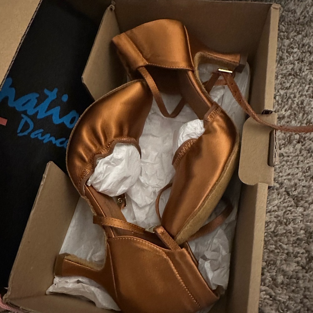 Smooth Ballroom Dance Shoes